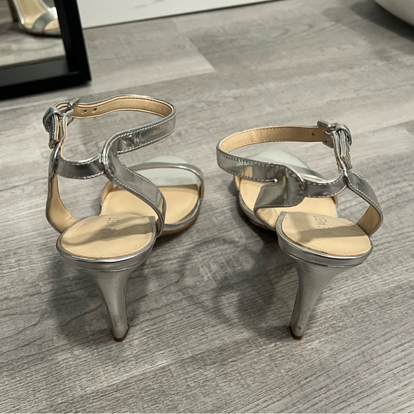 Silver High Heels - Picture 5 of 7